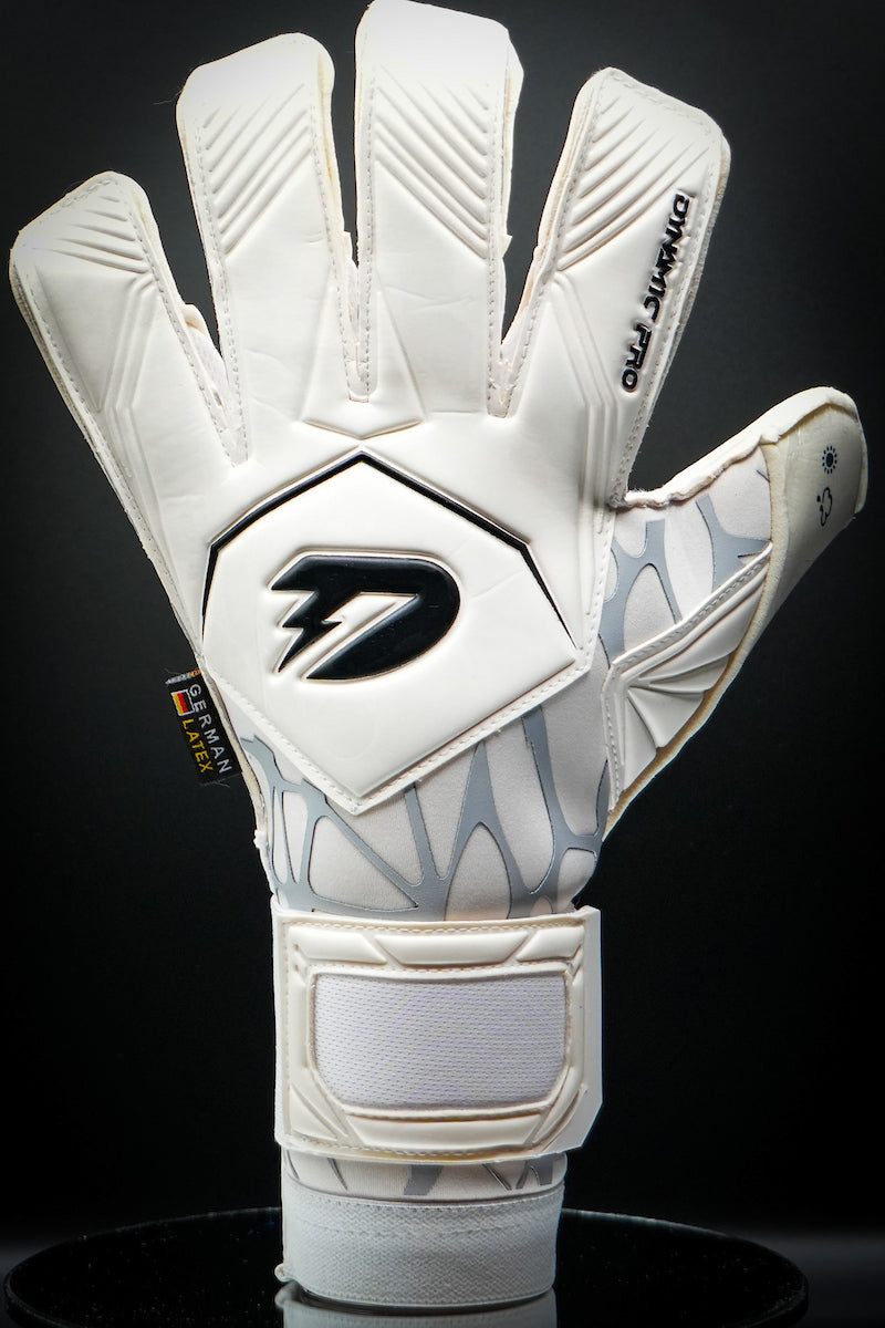 OMEGA PRO WHITE